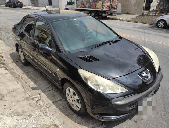 PEUGEOT 207 2009