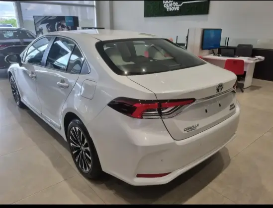 TOYOTA COROLLA 2025