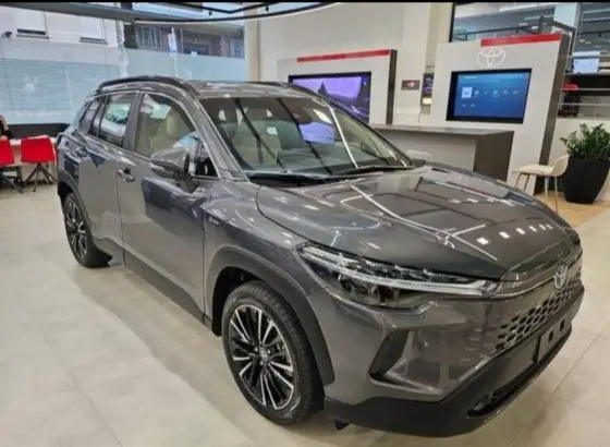 TOYOTA COROLLA CROSS 2026