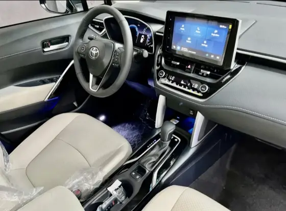 TOYOTA COROLLA CROSS 2026