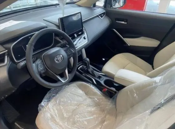 TOYOTA COROLLA CROSS 2026