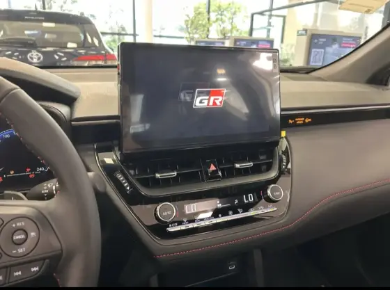 TOYOTA COROLLA CROSS 2026