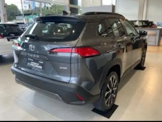 TOYOTA COROLLA CROSS 2026
