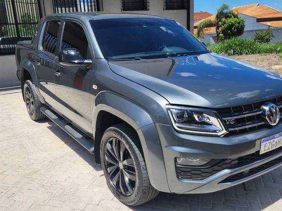 VOLKSWAGEN AMAROK 2022