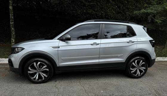 VOLKSWAGEN T-CROSS 2021