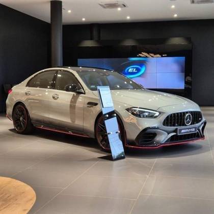 MERCEDES-BENZ C 63 AMG 2024