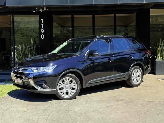 MITSUBISHI OUTLANDER 2016