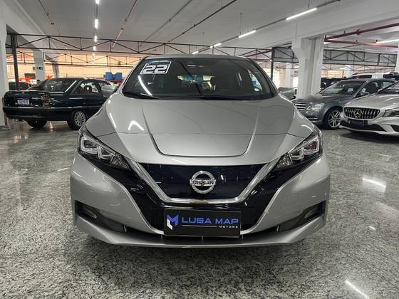 NISSAN LEAF 2022