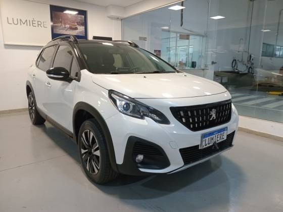 PEUGEOT 2008 2023