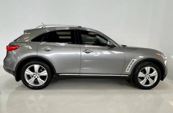 INFINITI FX35 2011