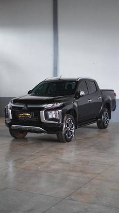 MITSUBISHI L200 TRITON 2024