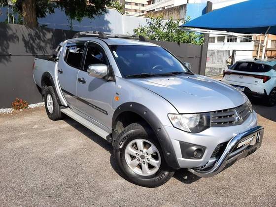 MITSUBISHI L200 TRITON 2016