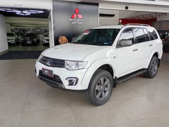 MITSUBISHI PAJERO DAKAR 2016