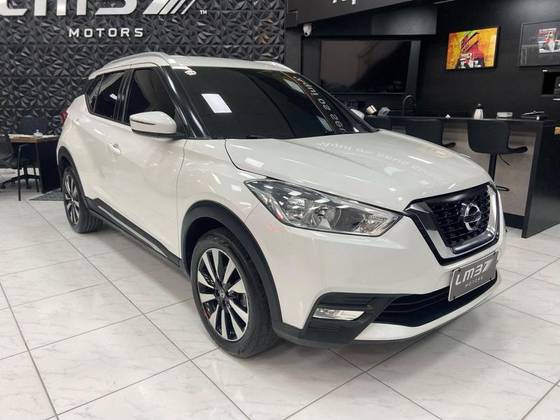 NISSAN KICKS 2018
