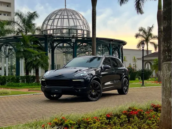 PORSCHE CAYENNE 2018