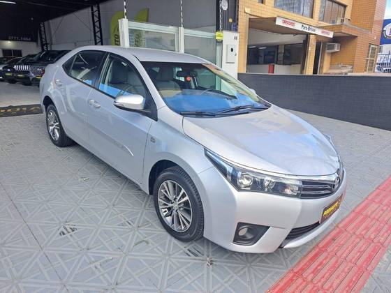 TOYOTA COROLLA 2015
