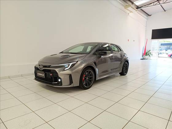 TOYOTA GR COROLLA 2024