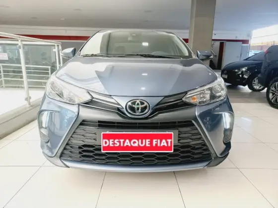 TOYOTA YARIS 2024