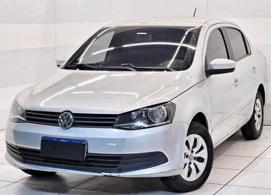 VOLKSWAGEN VOYAGE 2015