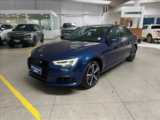 AUDI A4 2017