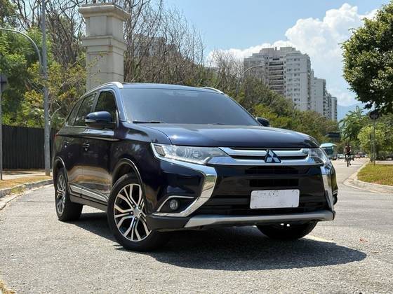 MITSUBISHI OUTLANDER 2018