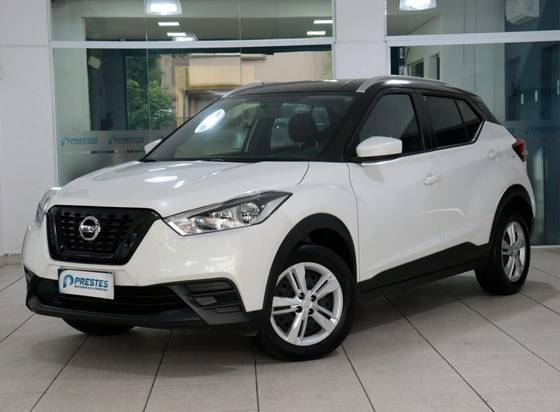 NISSAN KICKS 2020