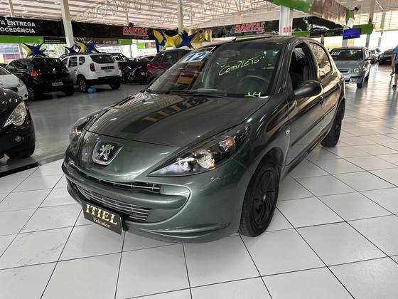 PEUGEOT 207 2012