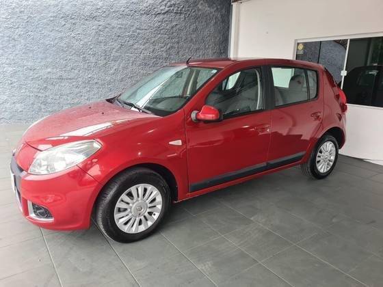 RENAULT SANDERO 2012