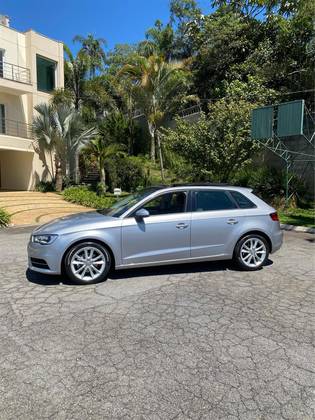 AUDI A3 2016