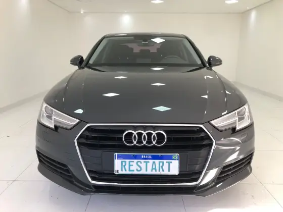 AUDI A4 2019