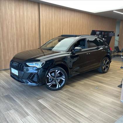 AUDI Q3 2024