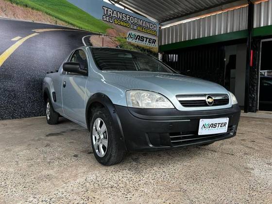 CHEVROLET MONTANA 2010