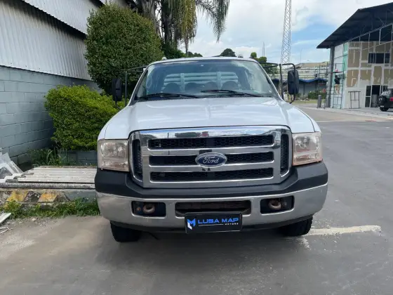 FORD F-4000 2019