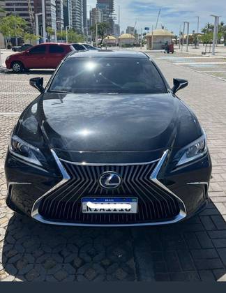 LEXUS ES 300h 2021
