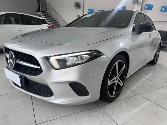 MERCEDES-BENZ A 250 2019