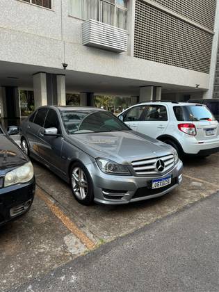 MERCEDES-BENZ C 250 2012