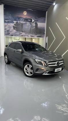 MERCEDES-BENZ GLA 200 2016
