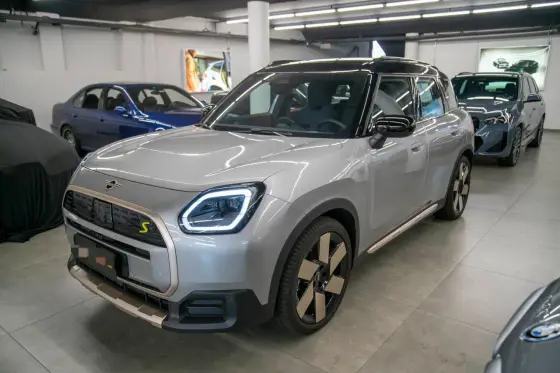 MINI COUNTRYMAN 2025