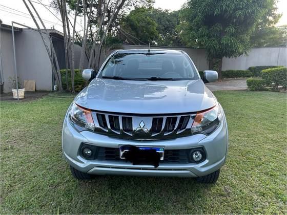 MITSUBISHI L200 TRITON 2019