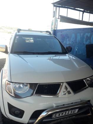 MITSUBISHI L200 TRITON 2012