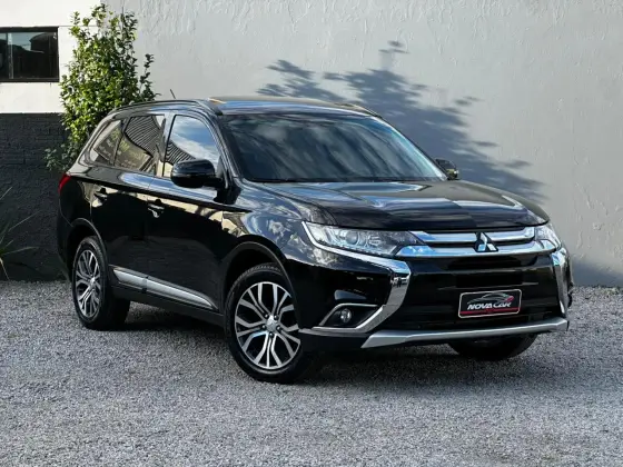 MITSUBISHI OUTLANDER 2016