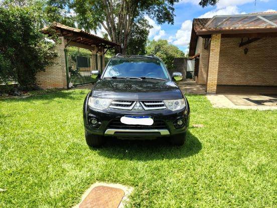 MITSUBISHI PAJERO 2016