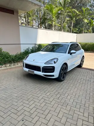 PORSCHE CAYENNE 2023