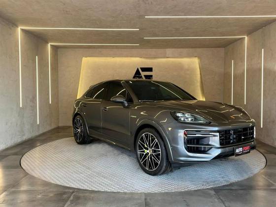 PORSCHE CAYENNE 2024
