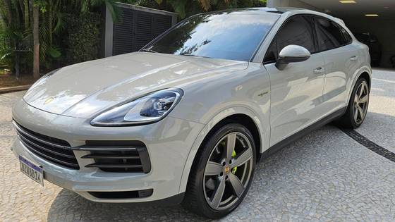PORSCHE CAYENNE 2023