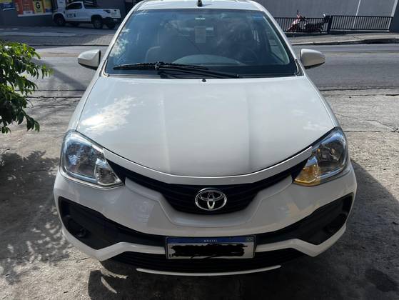 TOYOTA ETIOS 2018