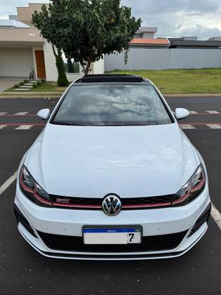VOLKSWAGEN GOLF 2019