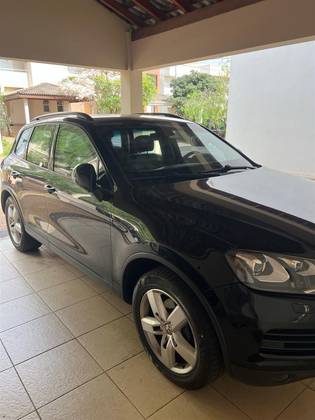 VOLKSWAGEN TOUAREG 2014