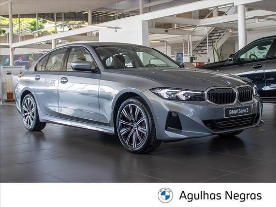 BMW 320i 2025