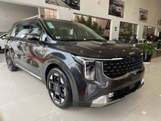 KIA CARNIVAL 2025